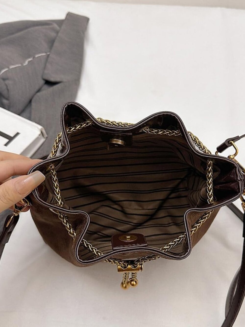 Mini Suede Bucket Bag for Women Drawstring Faux Brown Suede Purse Vintage Leathe - Picture 4 of 7